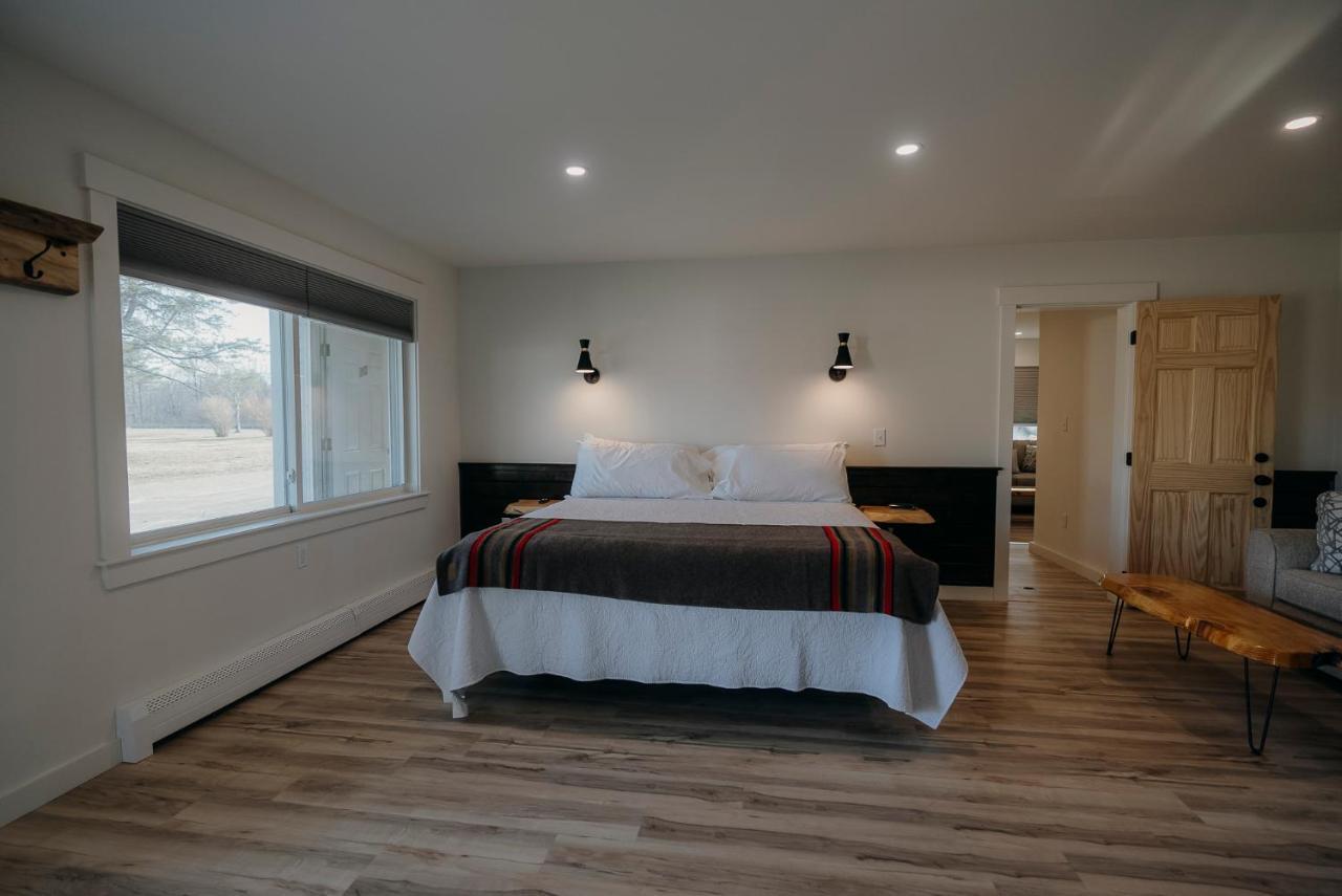 Bingham Motor Inn Екстериор снимка